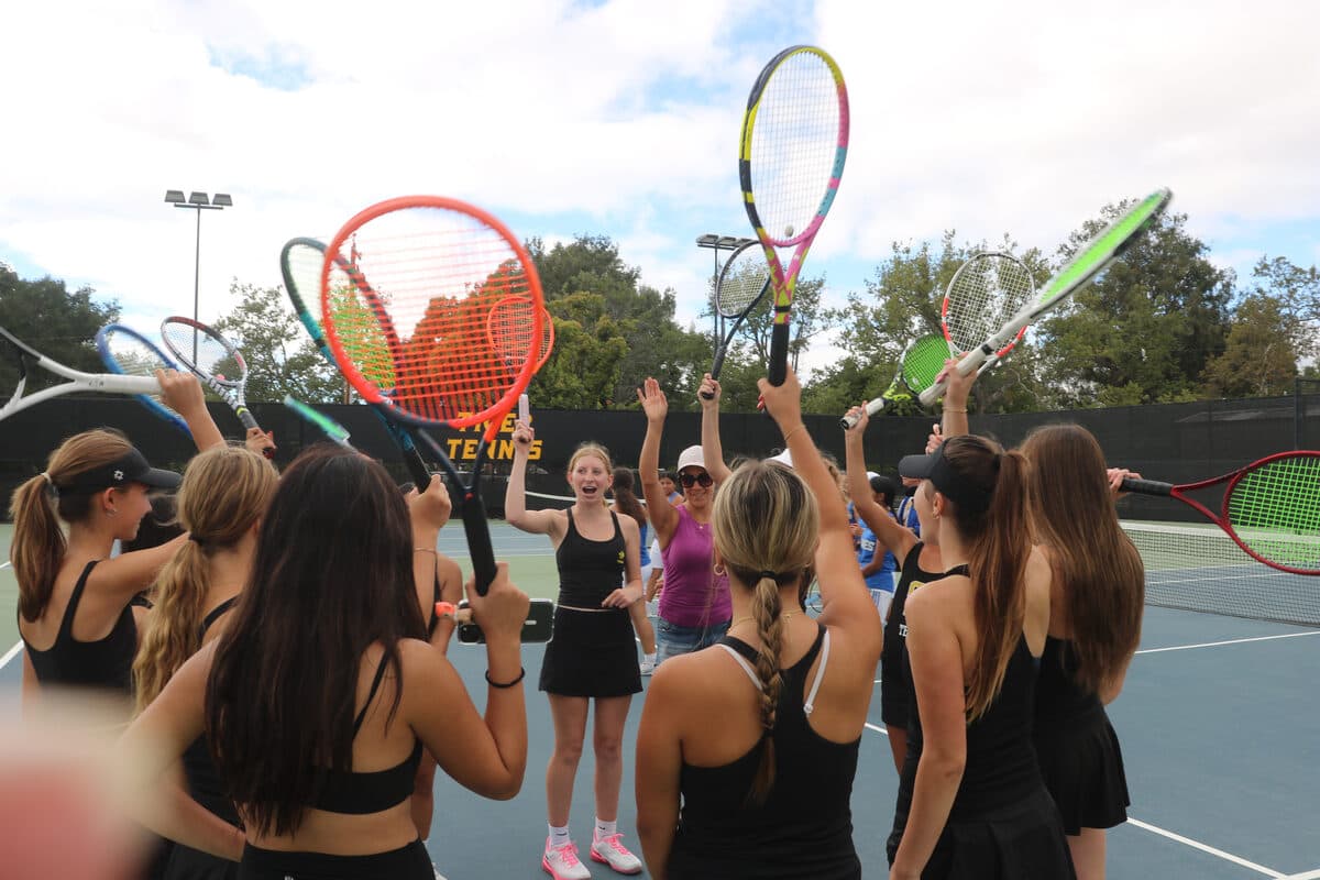 Girls Tennis
