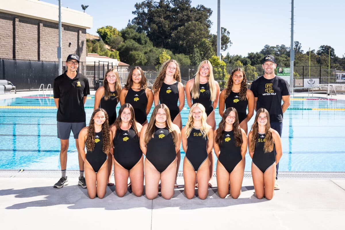 Girls Water Polo team photo